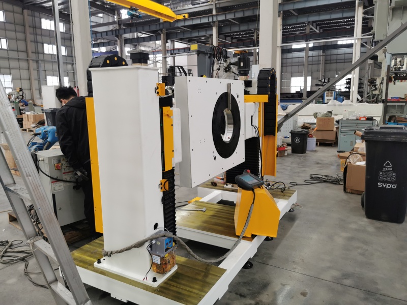 升降翻转变位机    翻转第七轴   焊